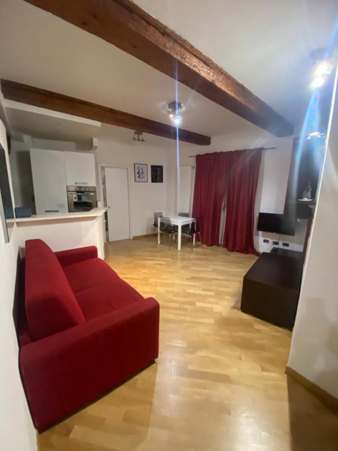 B&B And Home La Piazzetta Della Pioggia Bologna Exteriör bild